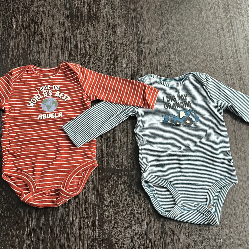 Lot of 2 carters long sleeve bodysuit